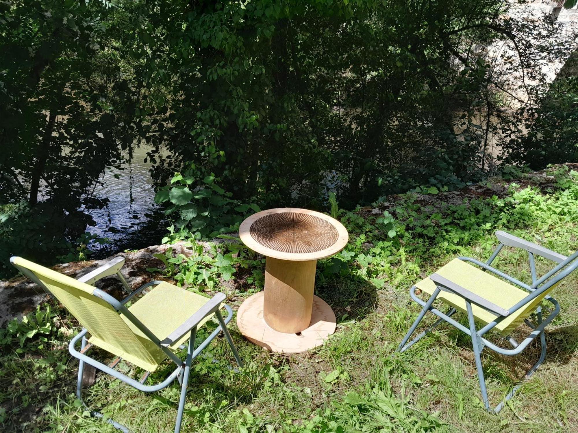 Appartement Privatif Tout Equipe En Bord De Riviere Figeac Exteriör bild
